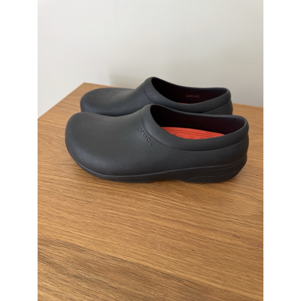 Crocs On The Clock LiteRide Work Slip-On Clogs Size Men's 7 Womens 9 Black